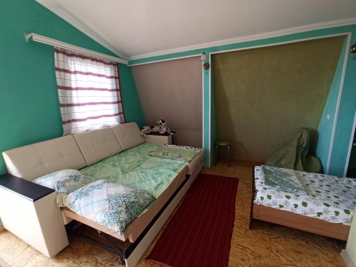 Guest House Anna Sochumi Exterior foto